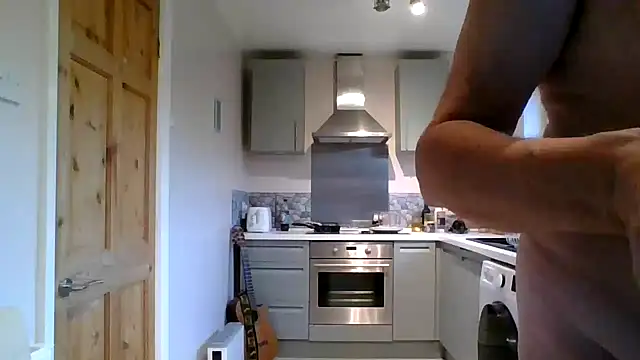 jimmybenido online show from September 14, 2025, 4:18 pm