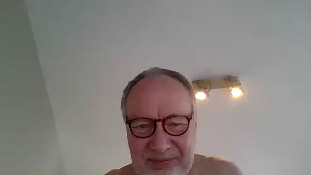 jimmybenido online show from May 15, 2026, 4:49 pm