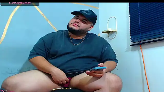 damian chubby online show from November 18, 2025, 12:04 am