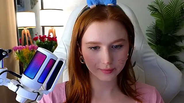 Meow babe online show from March 8, 2025, 1:14 pm