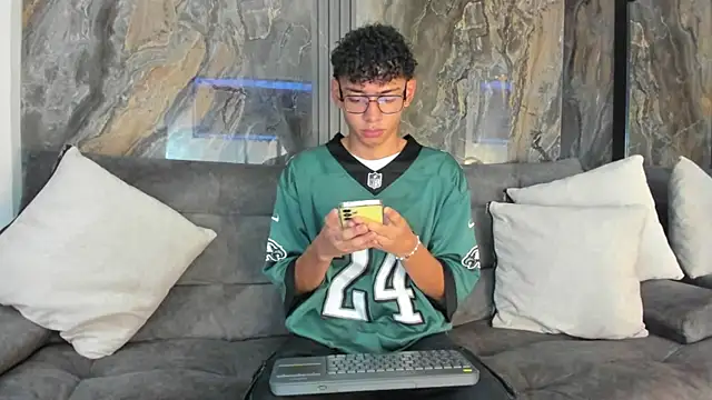 Daviid laidd online show from October 6, 2025, 7:25 pm