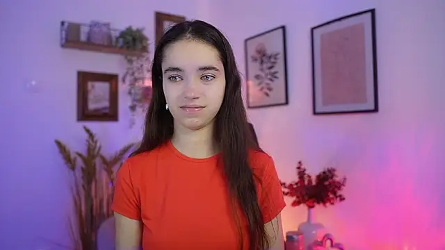 Gia Paige18 online show from October 17, 2025, 8:28 am