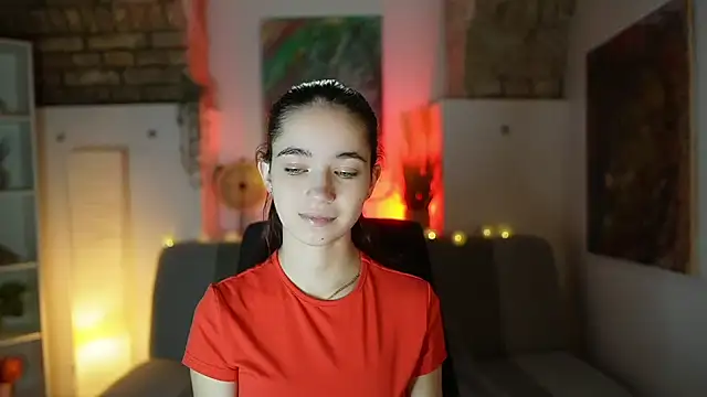 Gia Paige18 online show from February 25, 2025, 9:09 am