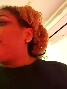 Snapshot of ELLA_KELLY chatting on February 12, 2026, 11:10 am ELLA KELLY online show from February 12, 2026, 11:10 am