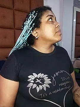 ELLA KELLY online show from March 18, 2025, 12:06 pm