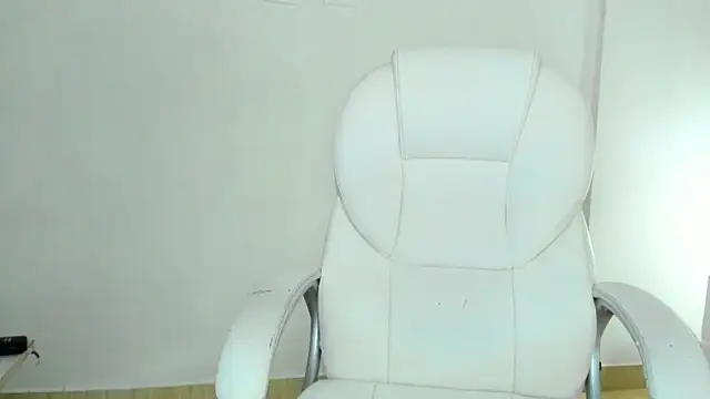 HarleyQueen Robbie online show from September 13, 2025, 8:42 pm