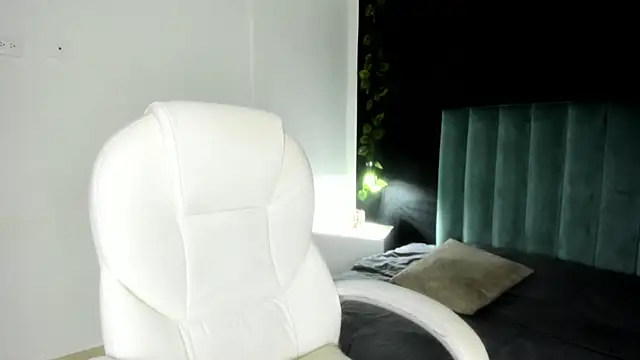 HarleyQueen Robbie online show from March 20, 2025, 9:02 pm