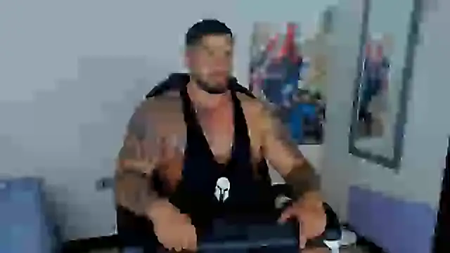 Snapshot of Cristian_Walker chatting on February 19, 2025, 7:05 pm Cristian Walker online show from February 19, 2025, 7:05 pm