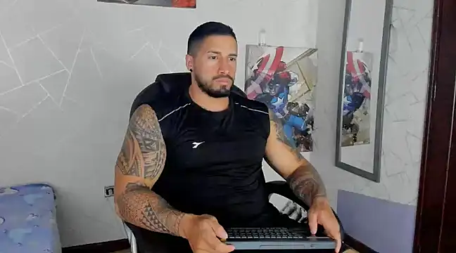 Snapshot of Cristian_Walker chatting on March 3, 2025, 8:54 pm Cristian Walker online show from March 3, 2025, 8:54 pm