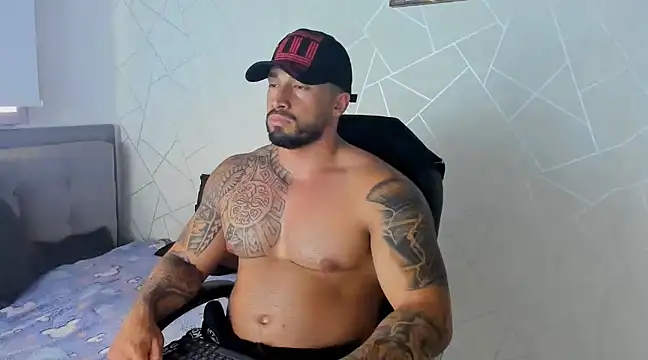 Snapshot of Cristian_Walker chatting on February 27, 2025, 9:25 pm Cristian Walker online show from February 27, 2025, 9:25 pm