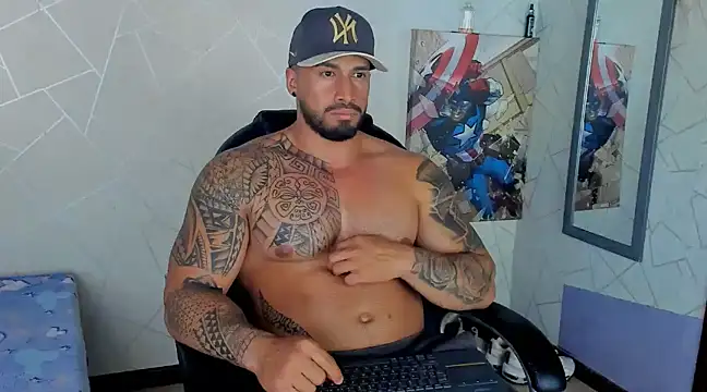 Snapshot of Cristian_Walker chatting on February 19, 2025, 10:09 pm Cristian Walker online show from February 19, 2025, 10:09 pm