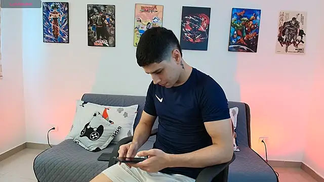 jonathanjoestar  online show from April 14, 2026, 8:47 pm