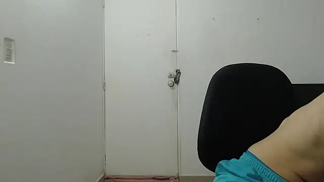 dimitriquiet05 online show from December 6, 2024, 6:09 am