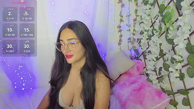 Snapshot of zara41 chatting on February 27, 2026, 5:46 pm zara41 online show from February 27, 2026, 5:46 pm