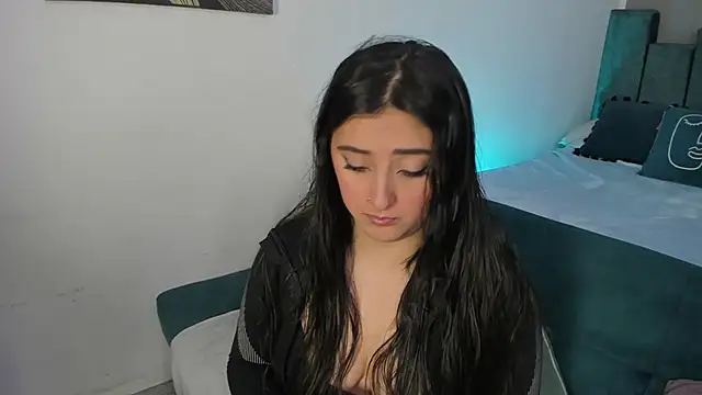 Kathia Morelli online show from October 16, 2025, 12:02 pm