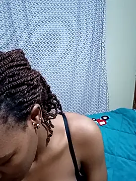 Snapshot of Sweatie_babies chatting on January 16, 2026, 5:17 pm Sweatie babies online show from January 16, 2026, 5:17 pm