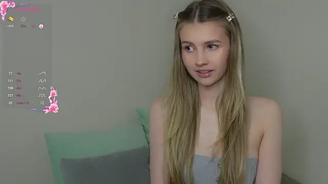 Fluffy-Angel online show from January 17, 2026, 7:12 am