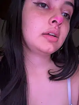 Stephania 18 online show from March 10, 2025, 10:13 pm