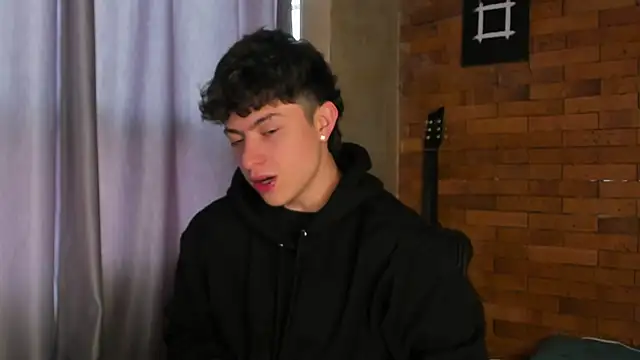 Ares Dickson online show from February 3, 2025, 9:29 pm