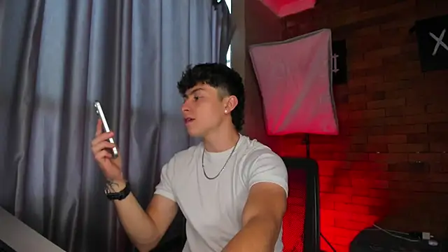 Ares Dickson online show from January 30, 2025, 9:04 pm