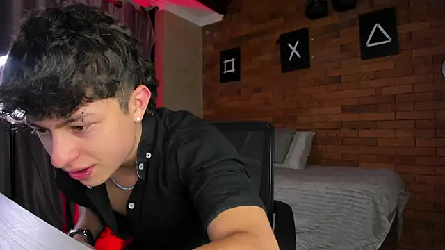 Ares Dickson online show from February 6, 2025, 6:29 am