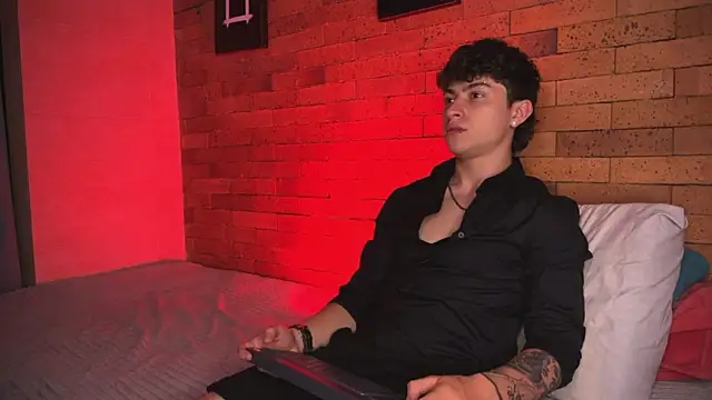 Ares Dickson online show from March 16, 2025, 4:30 am