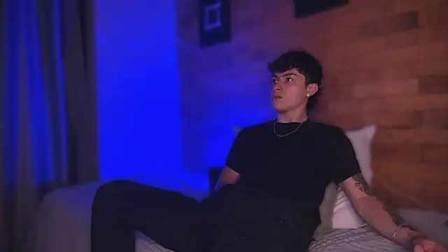 Ares Dickson online show from March 15, 2025, 5:41 am