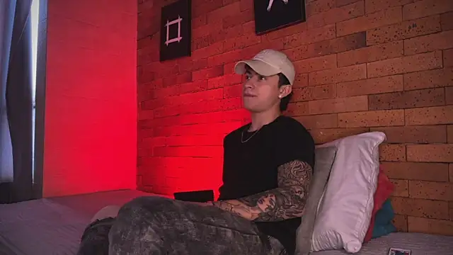 Ares Dickson online show from March 14, 2025, 3:36 pm