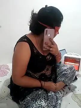 BBW HOT COUPLE online show from January 3, 2025, 4:55 am