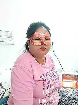 BBW HOT COUPLE online show from January 2, 2025, 10:26 am