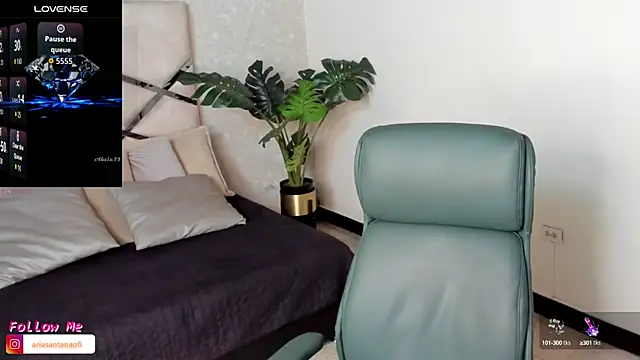 mike belle online show from October 2, 2025, 8:12 pm