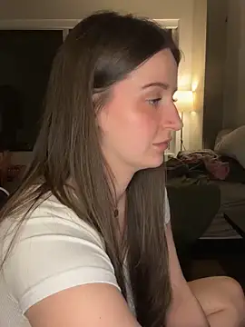 nerdynina online show from April 1, 2026, 12:02 am