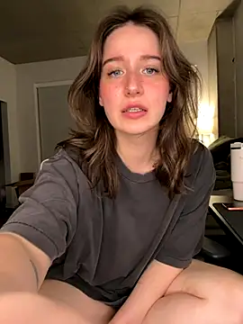 nerdynina online show from November 24, 2025, 3:28 am