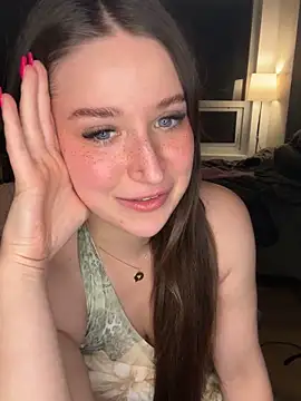 nerdynina online show from May 21, 2026, 2:31 am
