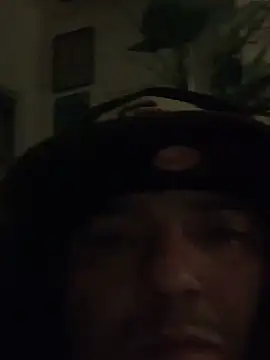 valleyoneofakind online show from November 28, 2025, 7:30 am