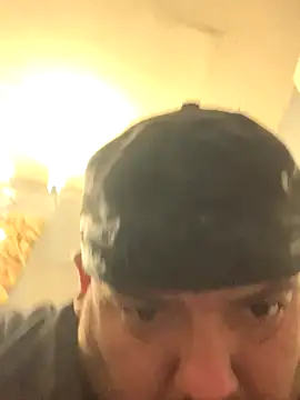 valleyoneofakind online show from November 7, 2025, 10:35 pm