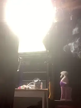 valleyoneofakind online show from October 5, 2025, 8:05 am