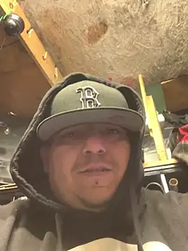 valleyoneofakind online show from February 16, 2026, 8:18 pm