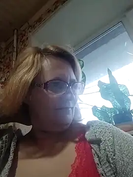 Snapshot of Forest-Lady chatting on December 3, 2025, 11:20 am Forest-Lady online show from December 3, 2025, 11:20 am