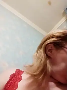 Snapshot of Forest-Lady chatting on December 21, 2025, 1:13 pm Forest-Lady online show from December 21, 2025, 1:13 pm