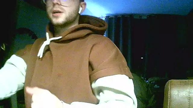 brendonsteamy online show from March 16, 2025, 10:44 am