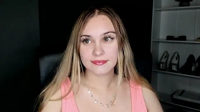 kitty valeria online show from May 20, 2026, 5:21 pm