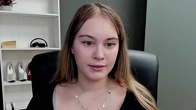 kitty valeria online show from January 11, 2026, 3:30 pm