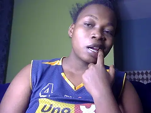 Snapshot of Horny-pretty chatting on June 3, 2026, 4:46 am Horny-pretty online show from June 3, 2026, 4:46 am