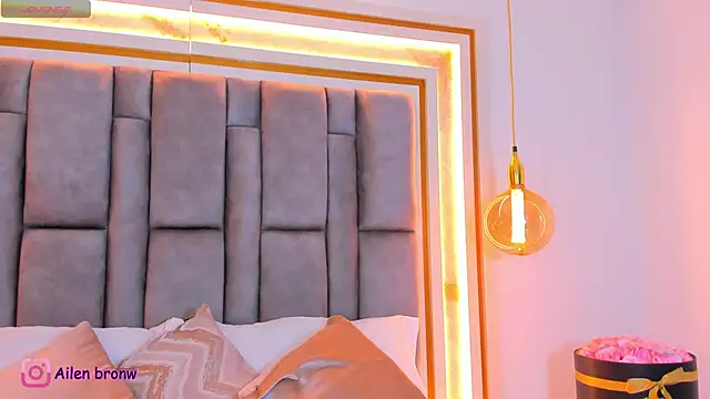 elianabrown online show from October 3, 2025, 9:38 pm