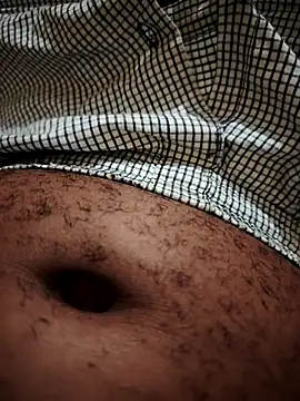 Snapshot of TornadoStorm35 chatting on December 3, 2025, 8:19 pm TornadoStorm35 online show from December 3, 2025, 8:19 pm