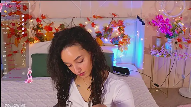 Lolly Neal online show from November 25, 2025, 4:57 am