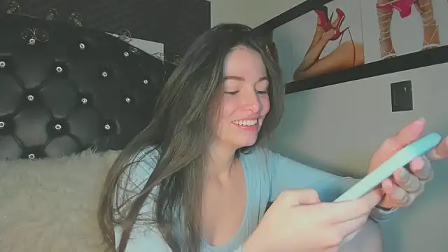 Snapshot of diana_queen_ chatting on February 24, 2026, 11:38 pm diana queen online show from February 24, 2026, 11:38 pm