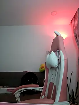 azumiichan online show from March 3, 2026, 1:56 am