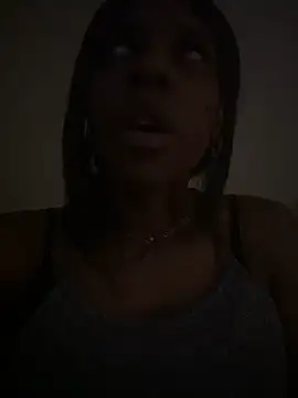 Snapshot of CamGirlLeanna chatting on February 25, 2025, 4:46 am CamGirlLeanna online show from February 25, 2025, 4:46 am